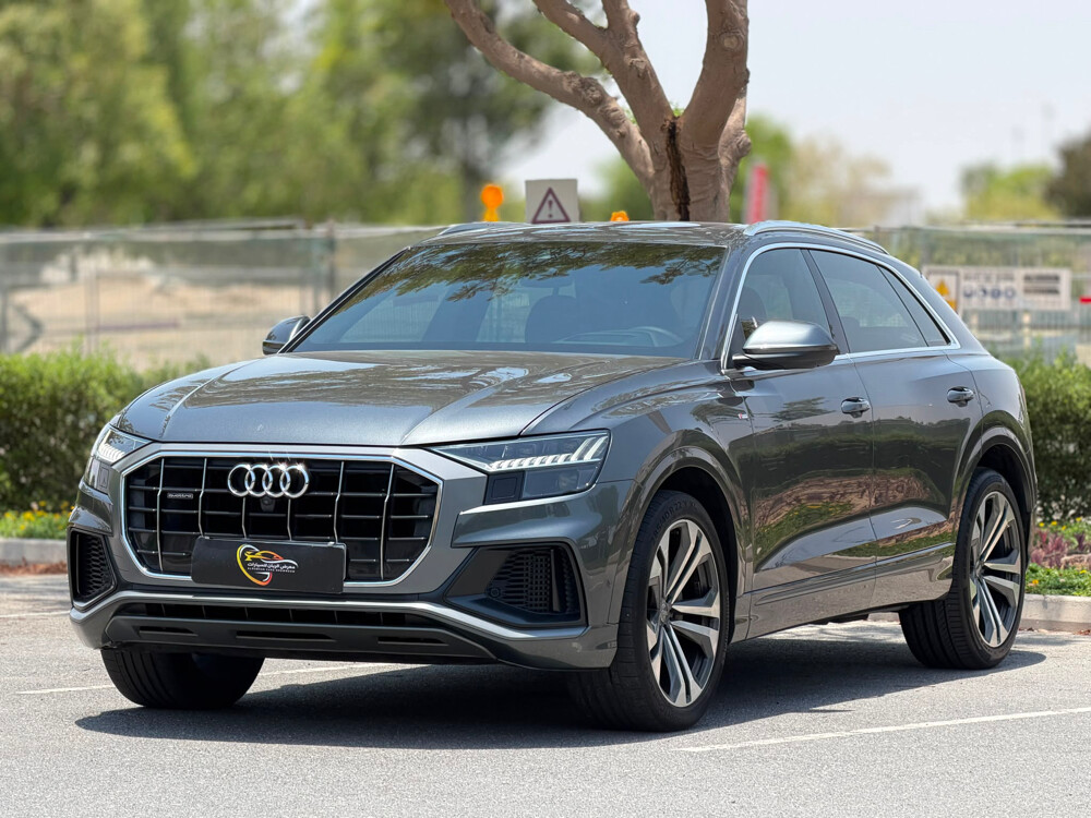 audi Q8 - 1