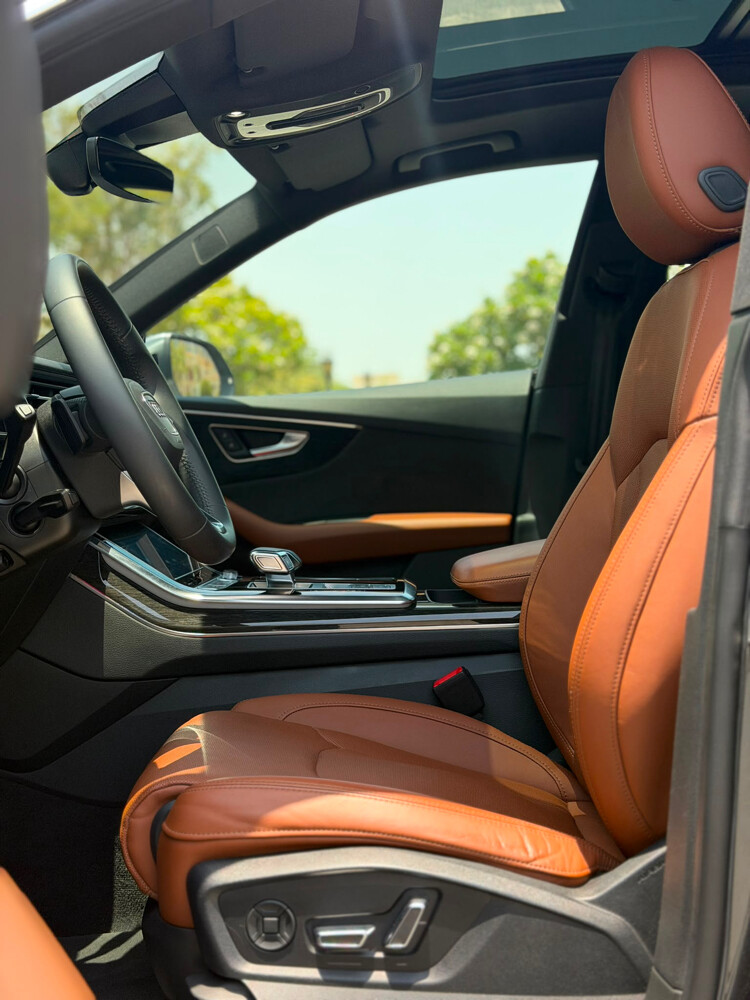 audi Q8 - 12
