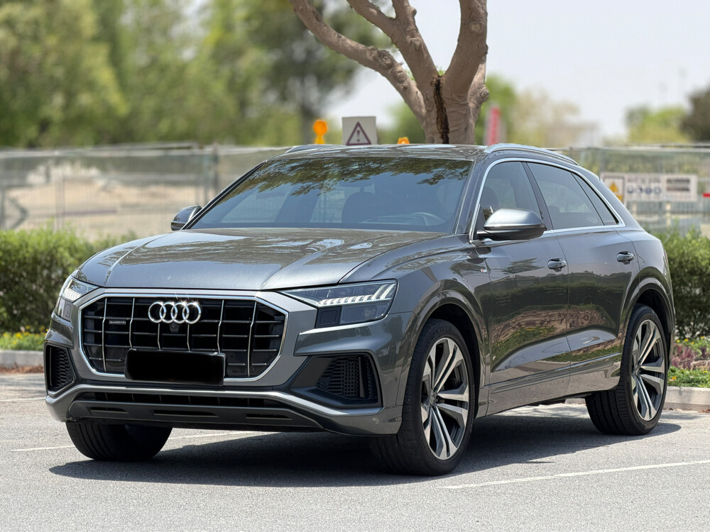 Audi Q8 S line - 1