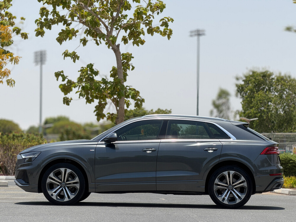 Audi Q8 S line - 6