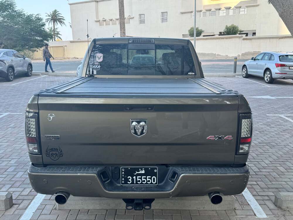 2014 RAM 1500 Laramie - 8