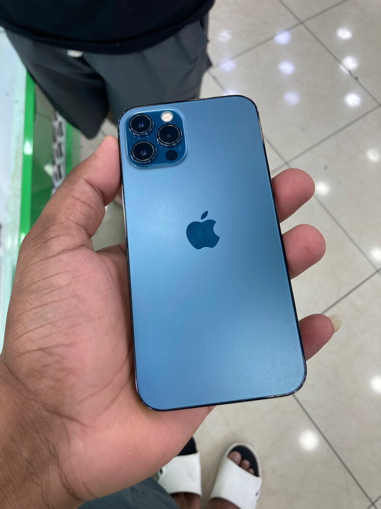 iPhone 12 Pro (256gb) - 3