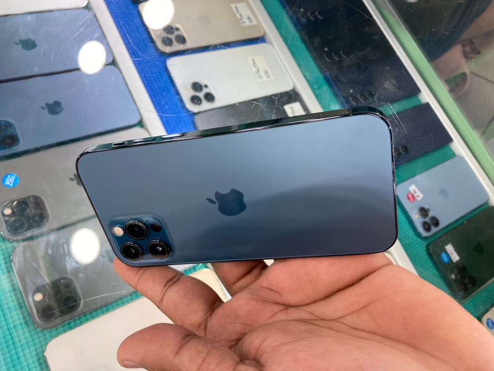 iPhone 12 Pro (256gb) - 5