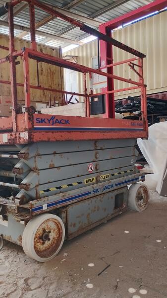 2011 SkyJack SJ 111-4626 - 3