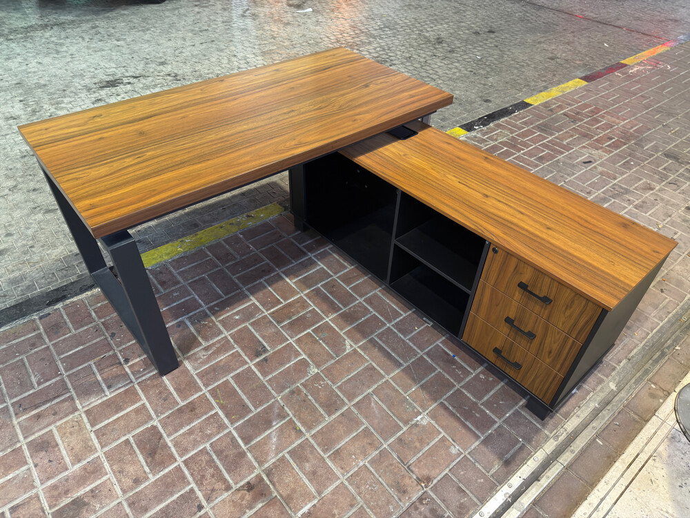 Office Desk Set/Chair/Workstation - 2