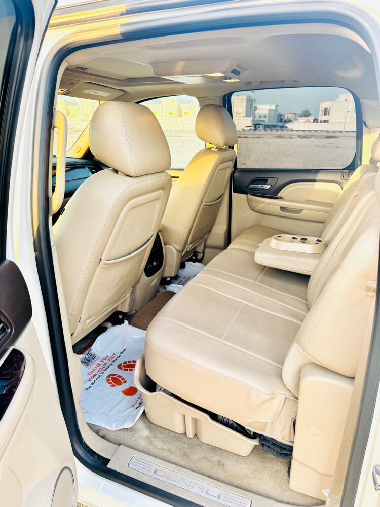 GMC Seirra Denali 6.2L, 2012 model  - 4