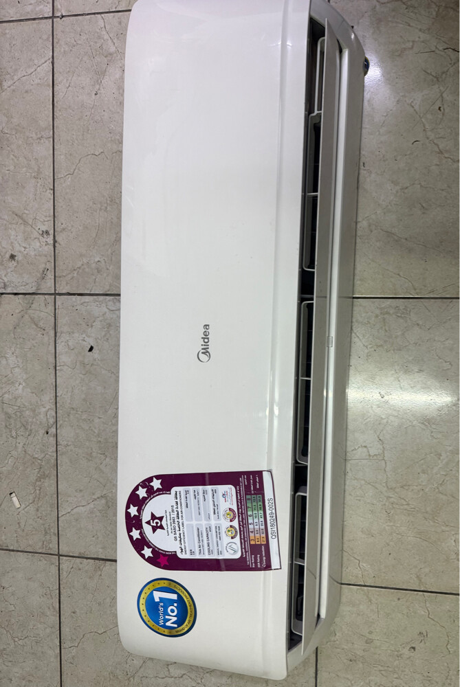 midea split Ac 1.5 ton good  - 5