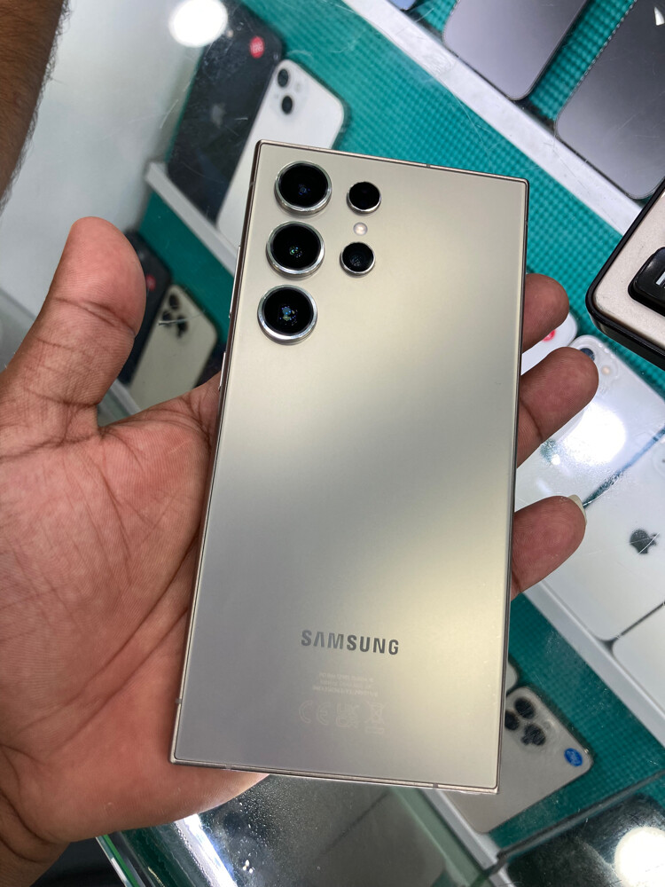 Samsung S24 Ultra (256gb) - 1