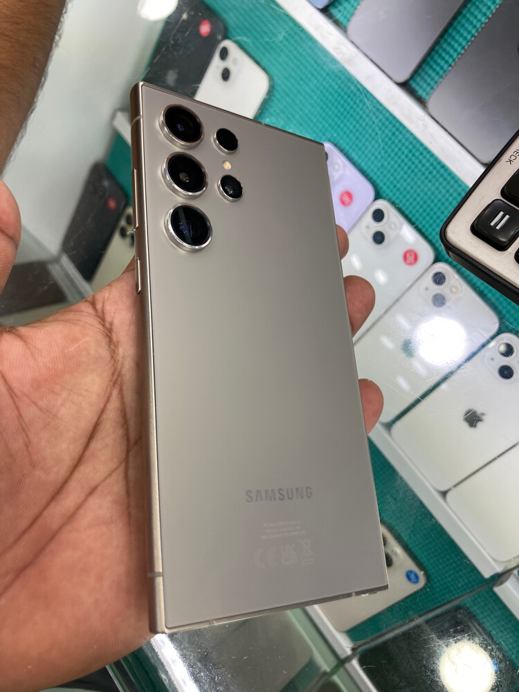 Samsung S24 Ultra (256gb) - 3