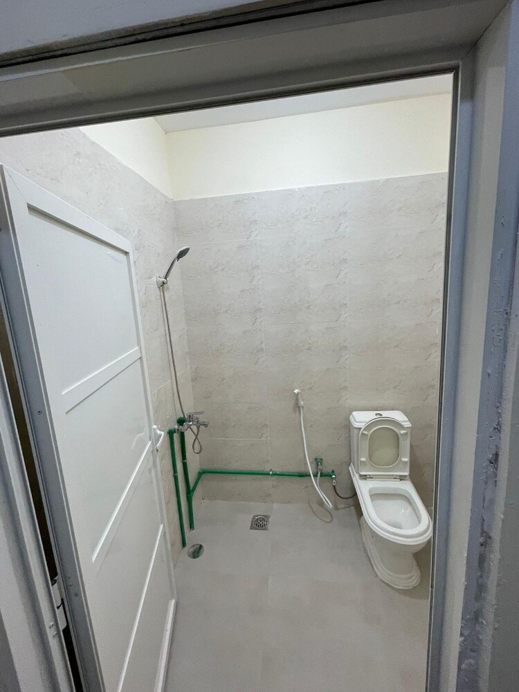 Studio room available for rent - 2