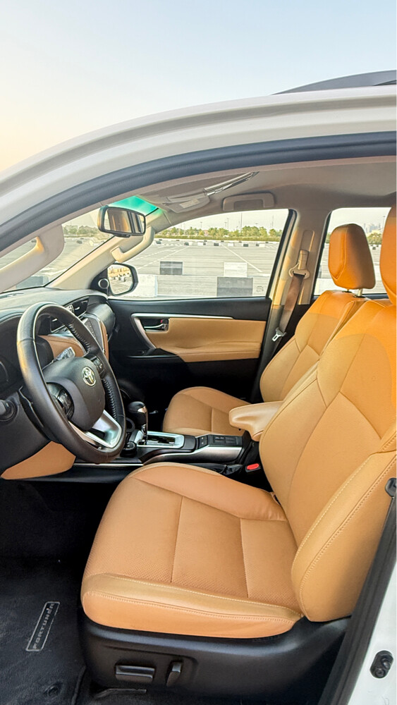 Toyota Fortuner V6 2024 - 6
