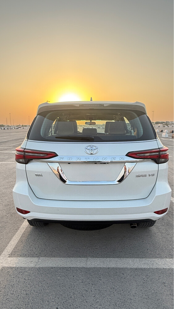 Toyota Fortuner V6 2024 - 3