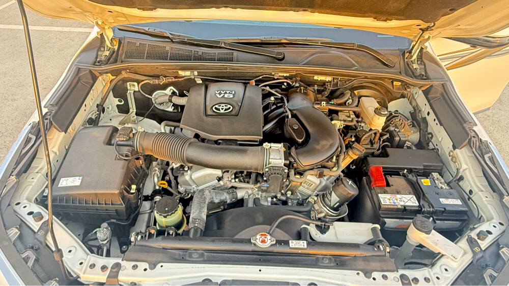 Toyota Fortuner V6 2024 - 10