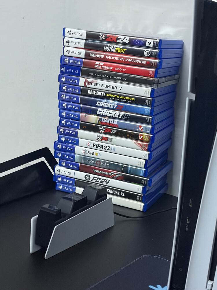 PlayStation GAMES BRAND NEW PROPER  - 1