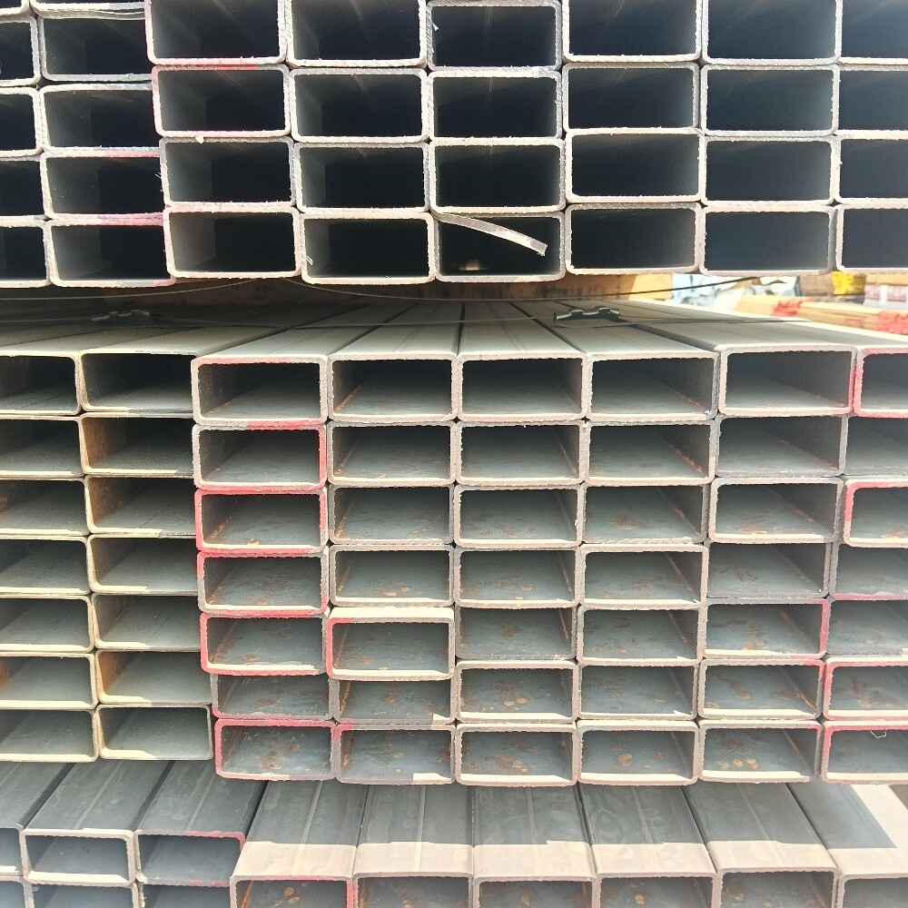 Used and new iron tube 8x8 - 1