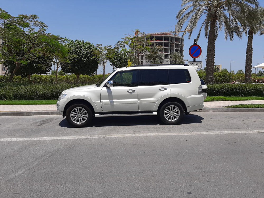 Mitsubishi Pajero Gold Edition - 5