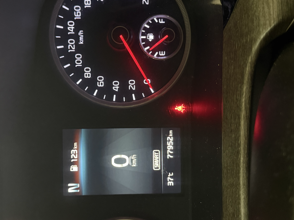 Kia K5 2022 Black First owner - 15