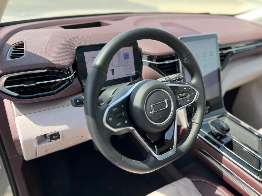 Bestune T90 Limousine 2025 - 4