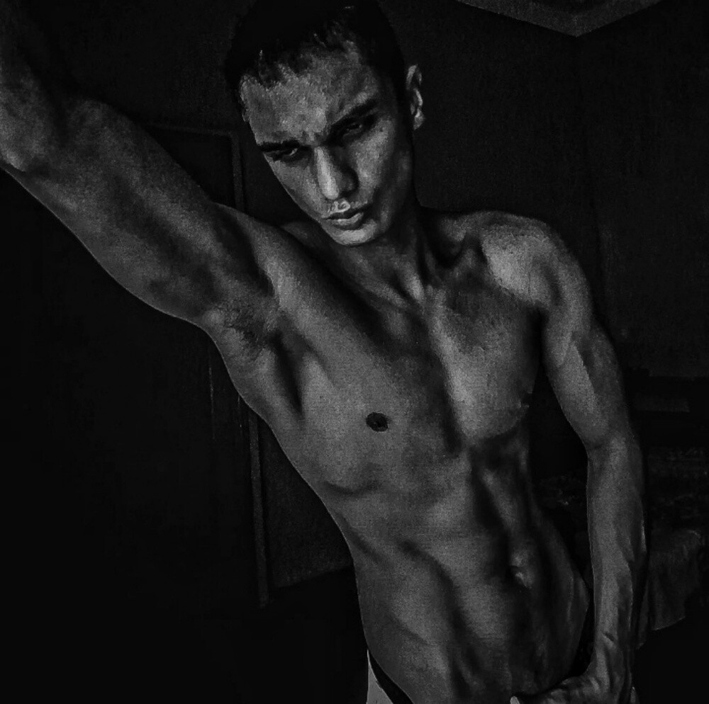 Personal Trainer Sports Therapist - 1