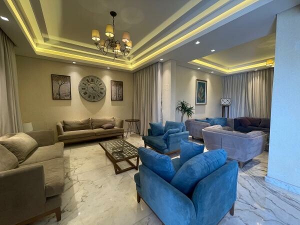 Elegant Villa in Al Maamoura - 2