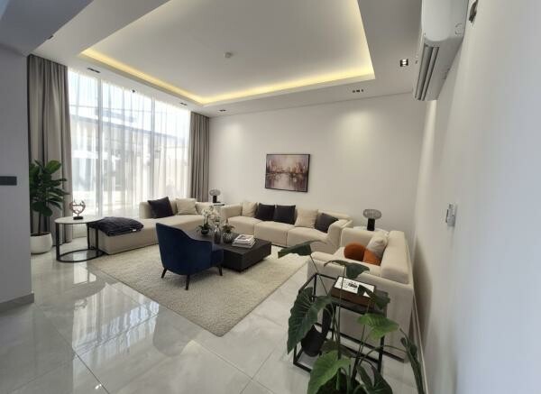 Luxury Villa in Al Thumama - 12