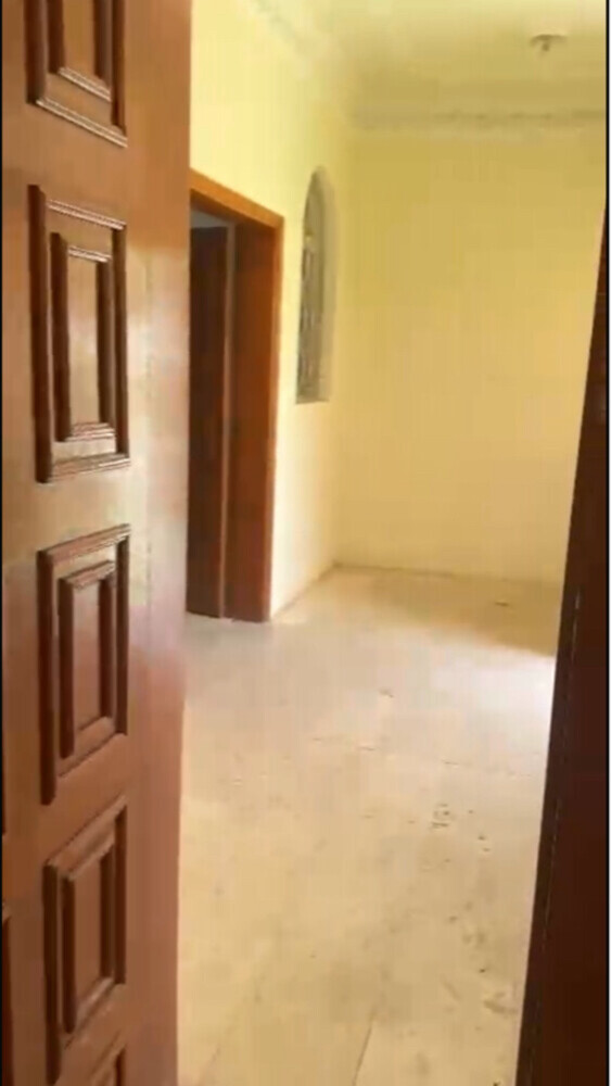 للبيع فيلا الخور - 3