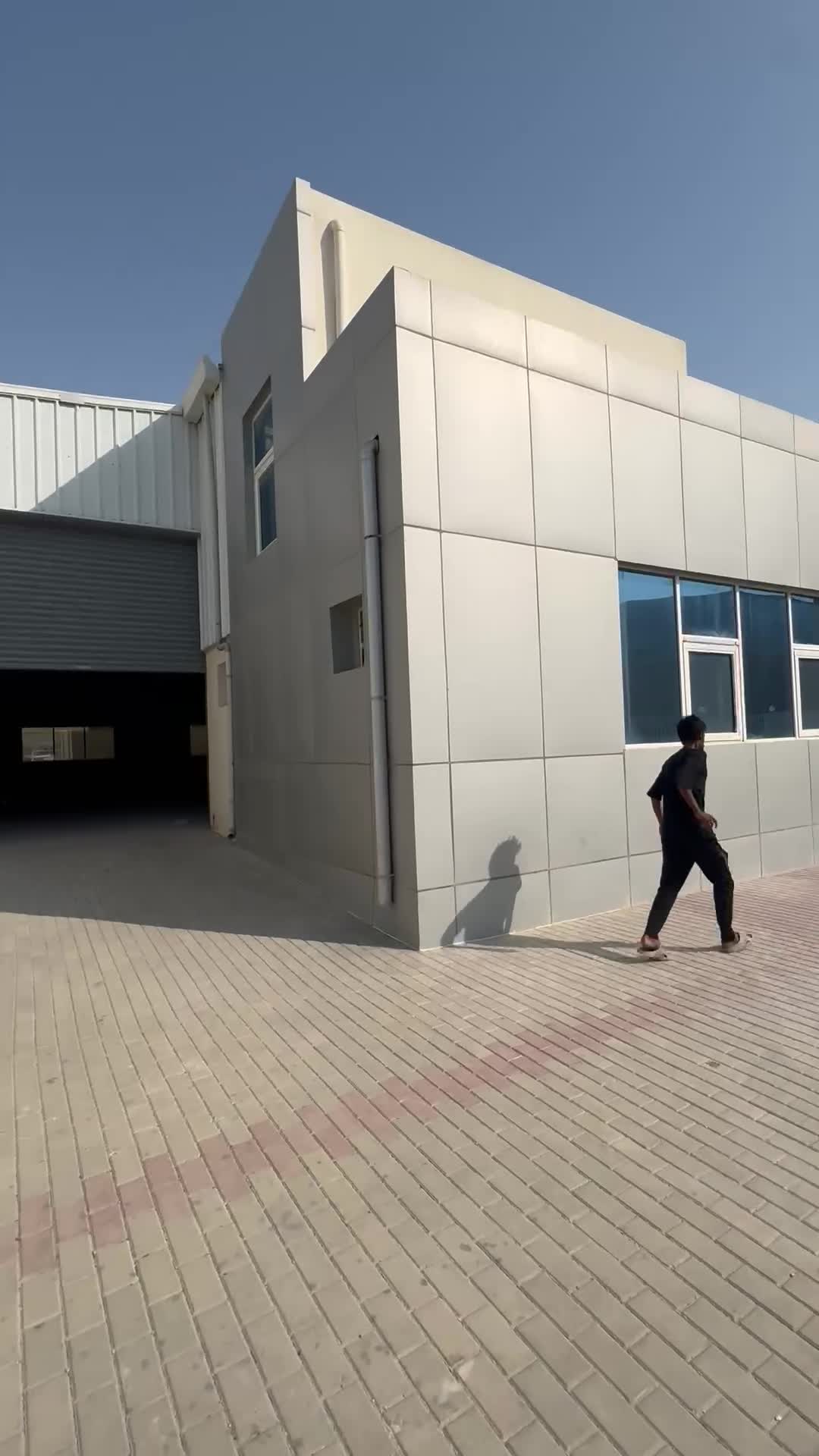 مخزّن مواد غذائية في بركه العوامر - 1