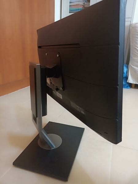 Phillips IPS Monitor 24 inch 75hz - 3