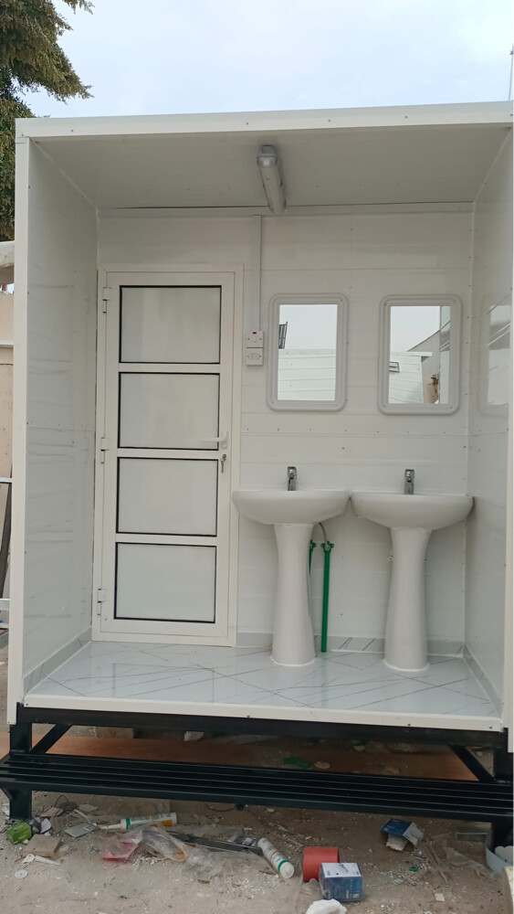 Caravans kitchen toilet - 4