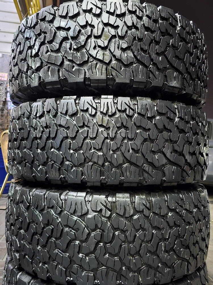 275-65-17,,,, BFGOODRICH  brand - 1