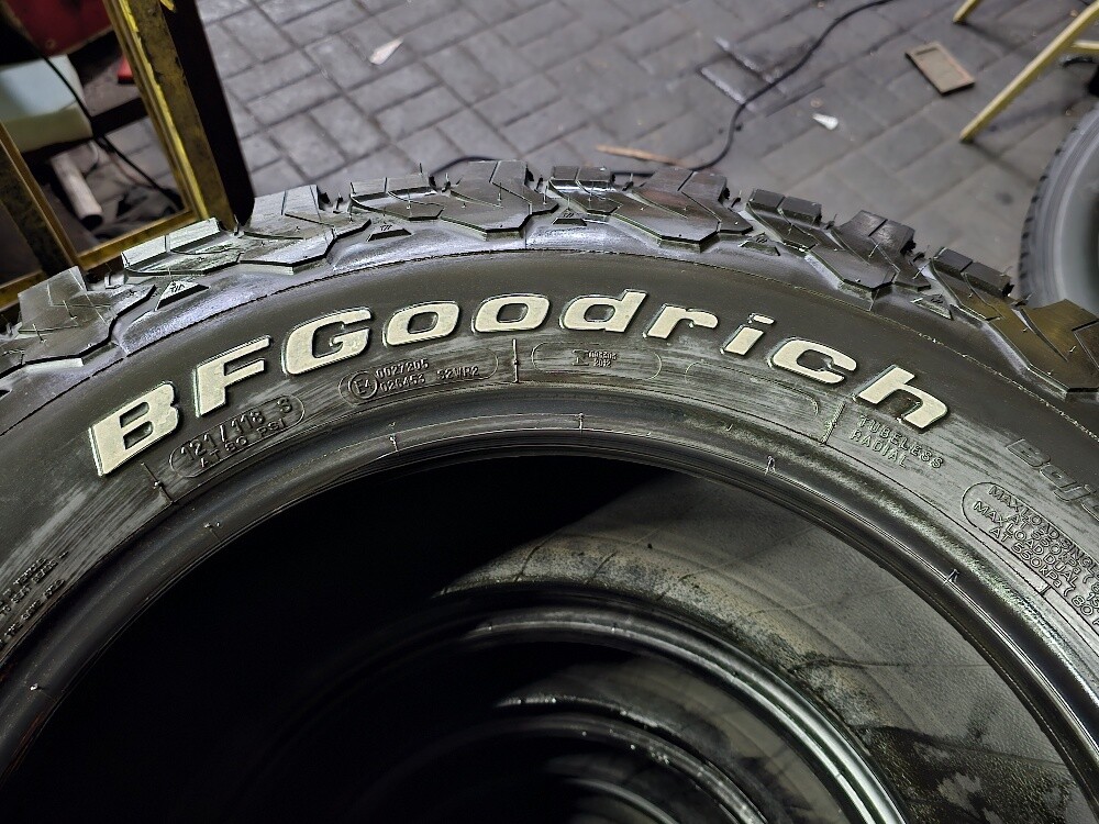 275-65-17,,,, BFGOODRICH  brand - 5