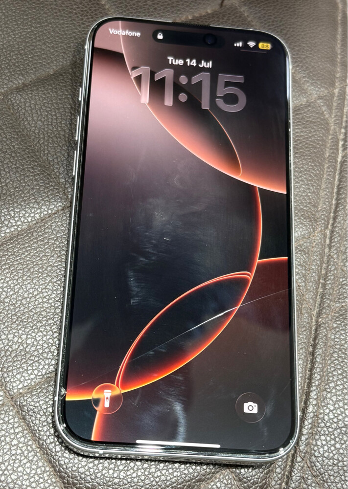 iPhone 16pro max - 1
