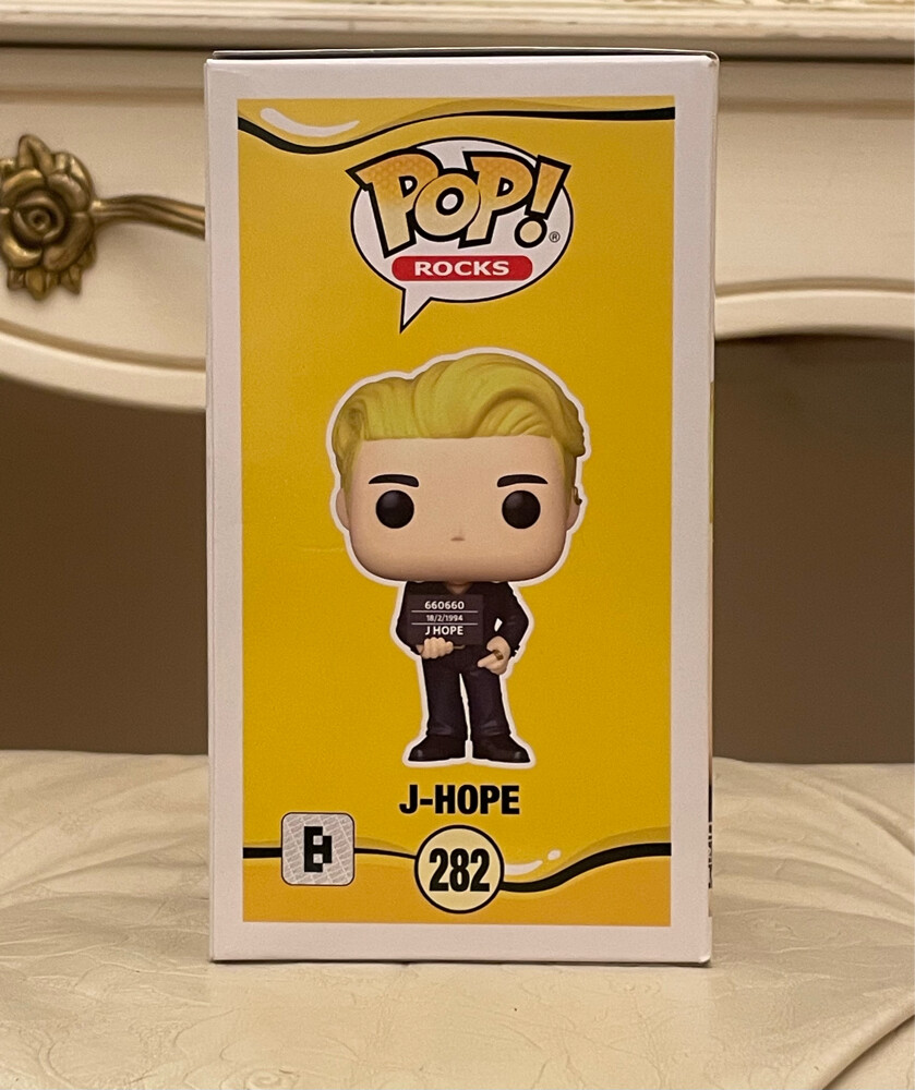 Funko pop! BTS — Butter J-hope #282 - 2