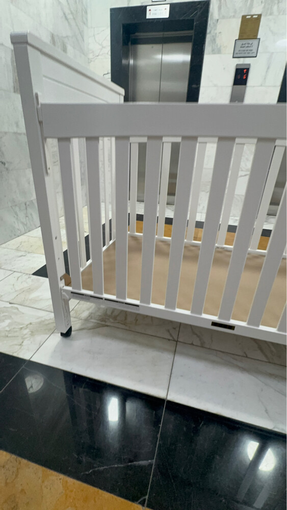 سرير أطفال جديد + فرشة ٦٠٠٠٨٩٦٣ - 2