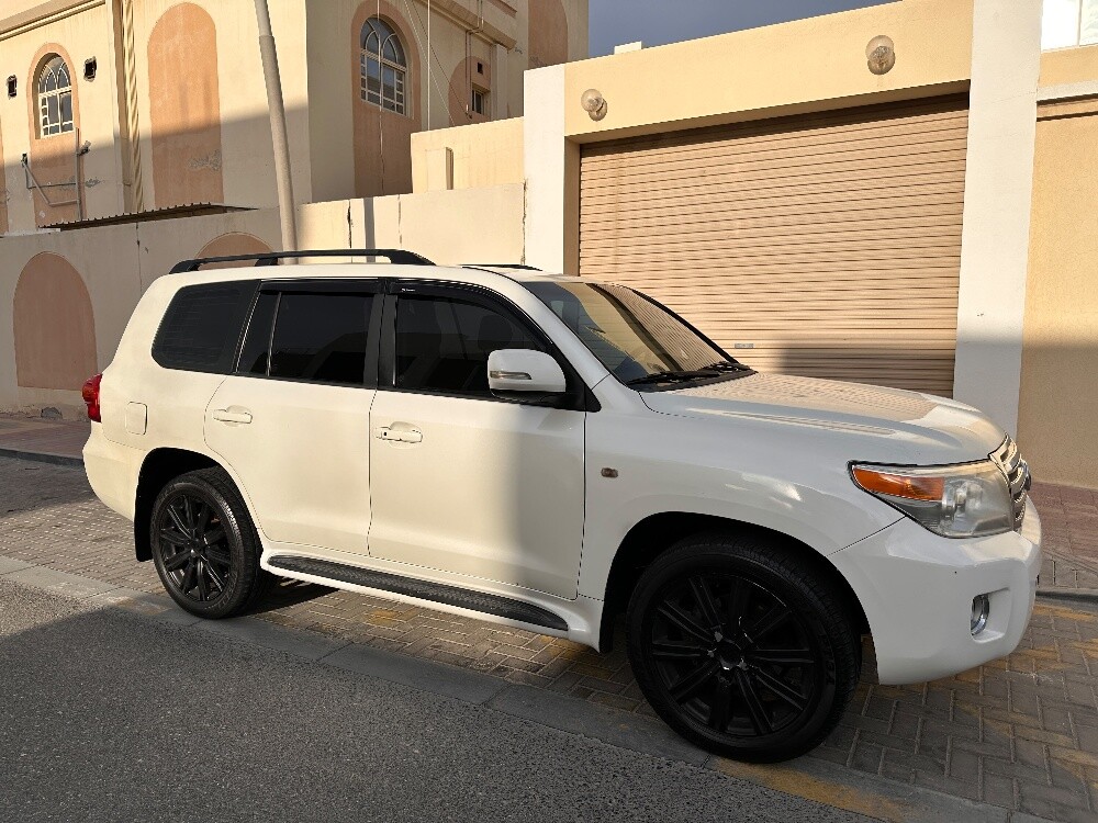 Landcruiser 2011 Model - 2