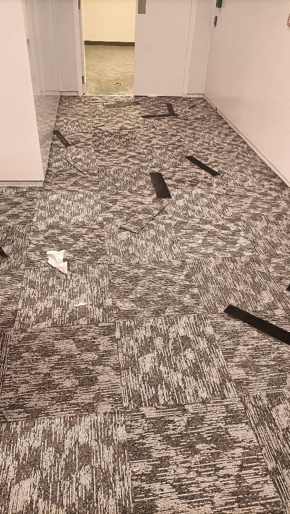 office tiles carpet - 14