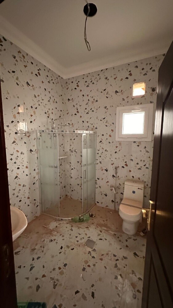 للبيع فيلا تشطيب ممتاز ام صلال عل - 10