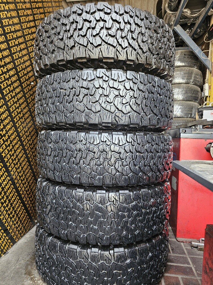 285-70-17,,,,,BFGOODRICH brand - 9
