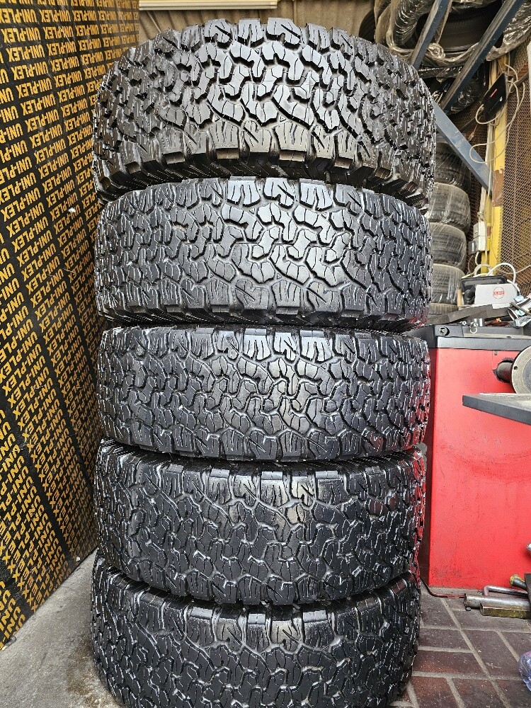 285-70-17,,,,,BFGOODRICH brand - 10