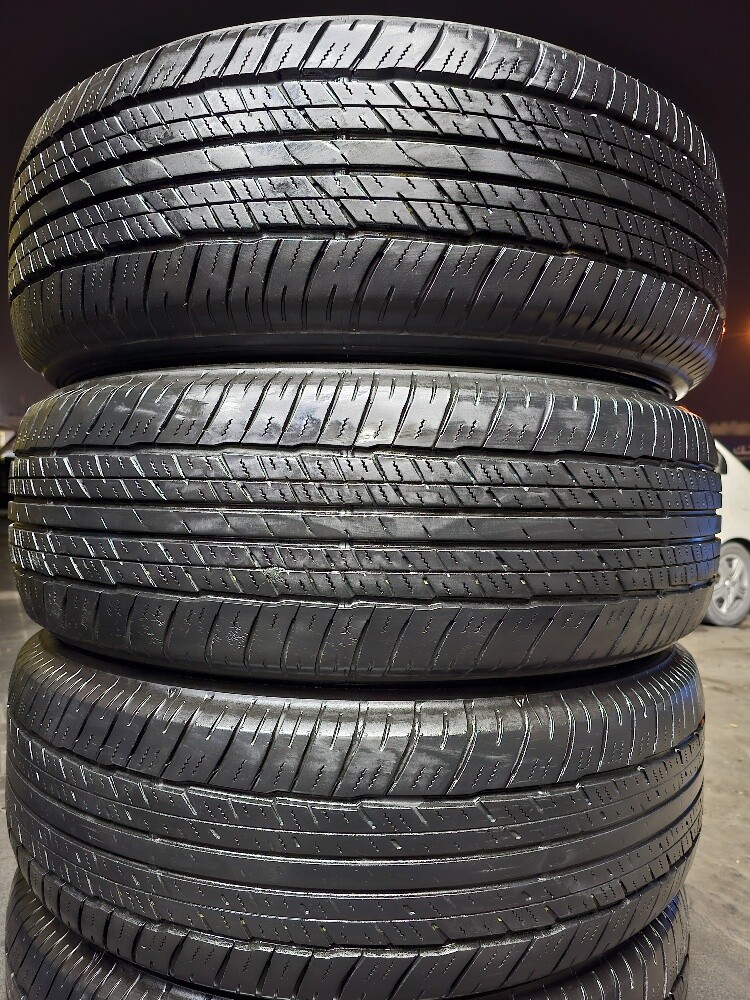 265-70-18,,,, Dunlop brand - 8