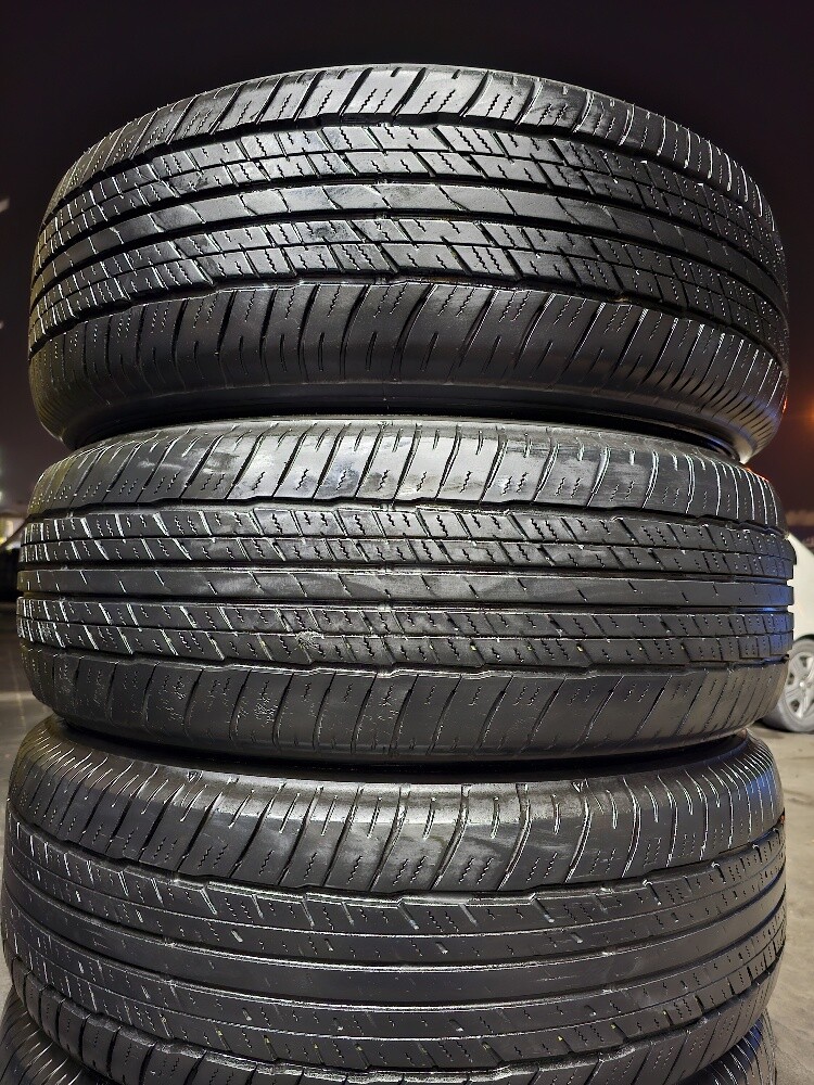 265-70-18,,,, Dunlop brand - 3