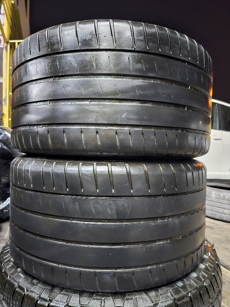 305-30-21,,,Michelin brand - 3