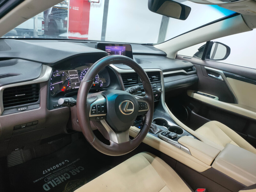 لكزس ار اكس 350 موديل 2019 - 8