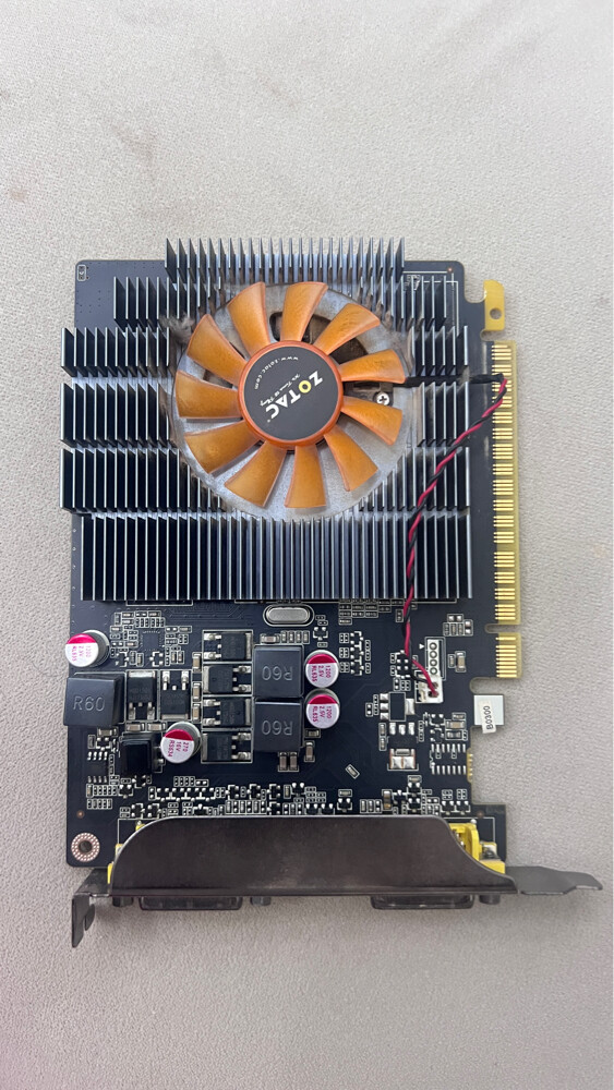 ZOTAC GeForce GT730 Synergy Edition - 1