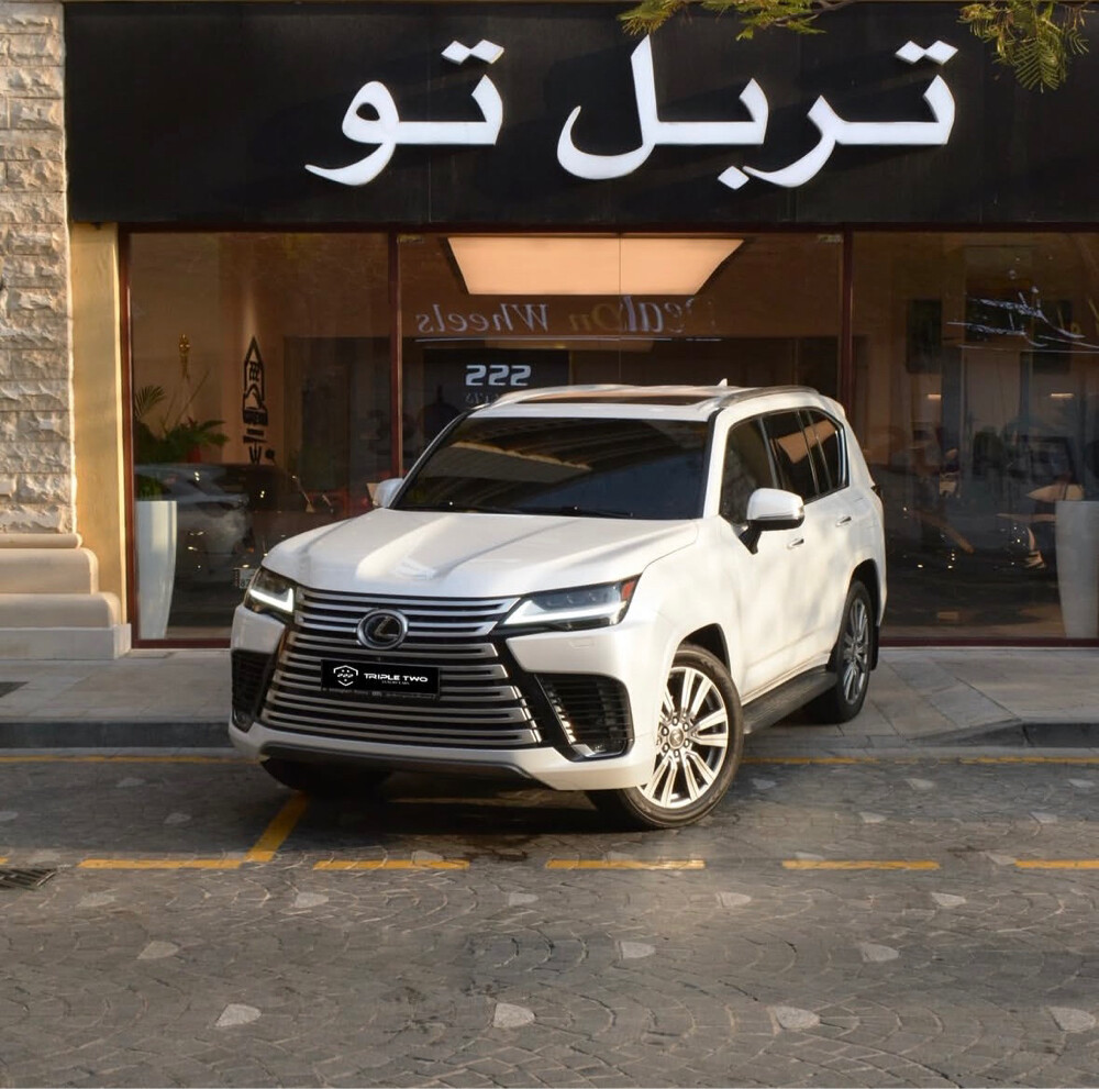 لكزس ال اكس 600 موديل 2022 - 2