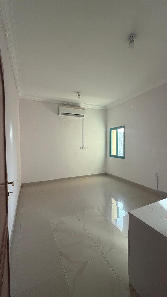 BIG 2 BEDROOM 4500 @MADINAKHALIFA - 3