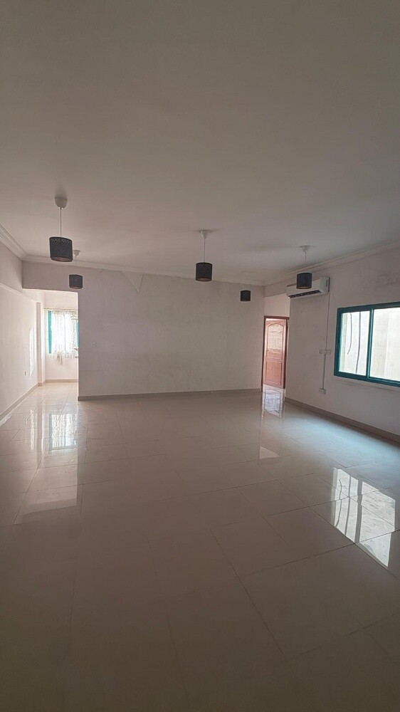 BIG 2 BEDROOM 4500 @MADINAKHALIFA - 4