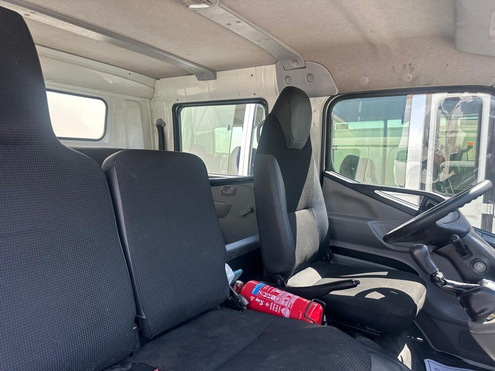 Mitsubishi Fuso with Refrigerator  - 17