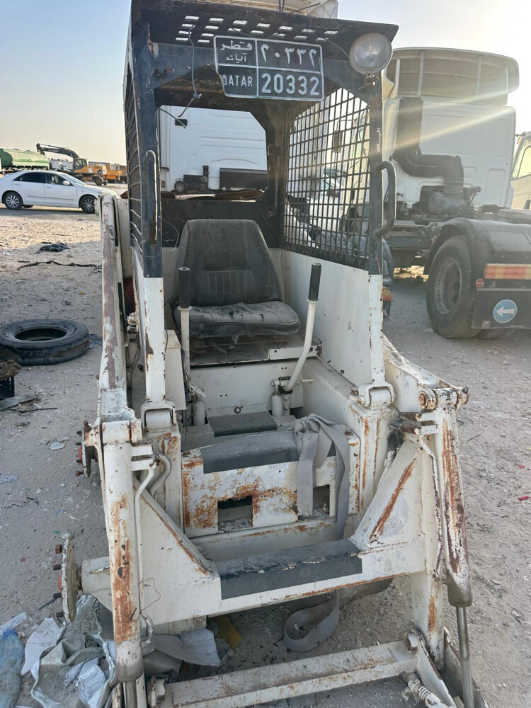 Bobcat 725 Skid steer Loader - 7