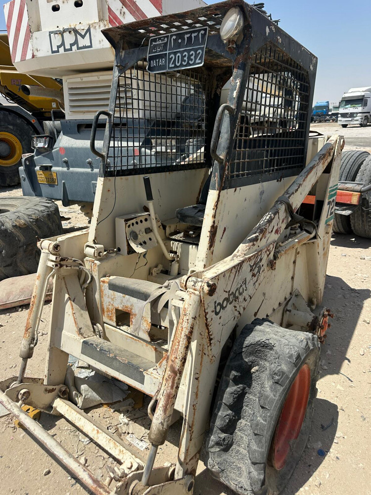Bobcat 725 Skid steer Loader - 4